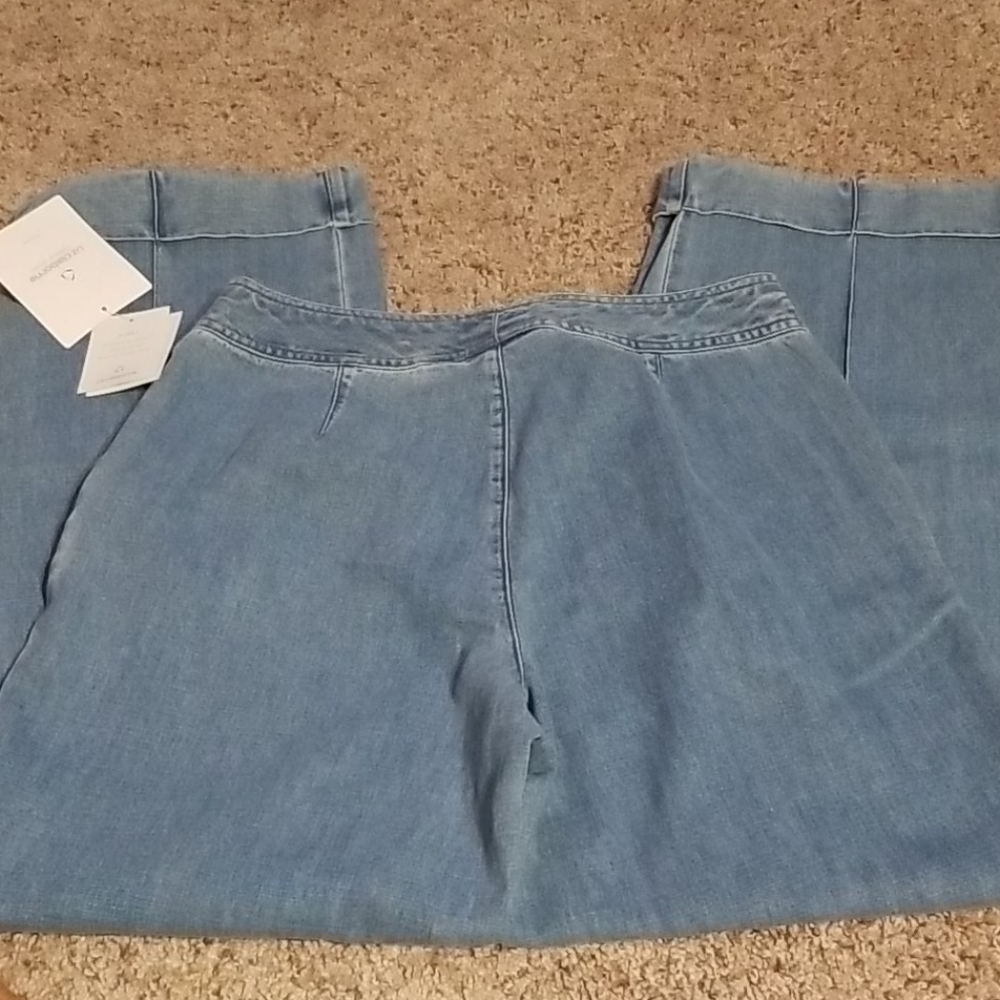 Jeans - Picture 2 of 3